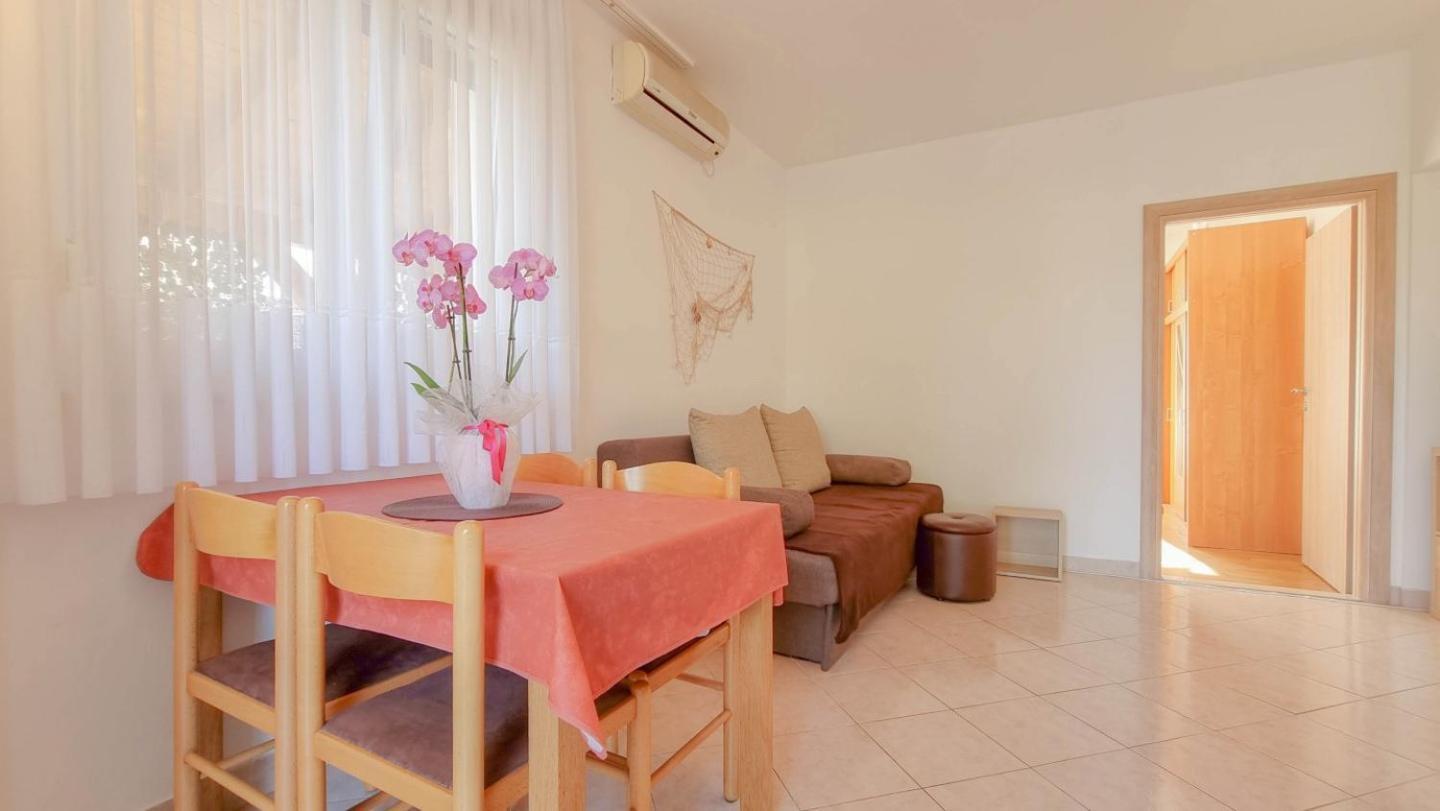 Bosko Apartment Umag Bagian luar foto